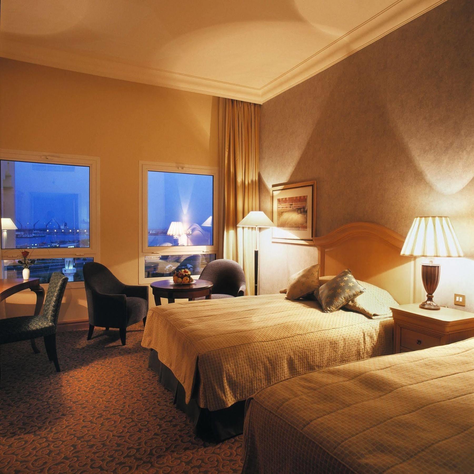 M\u00F6venpick Hotel Doha Zimmer foto